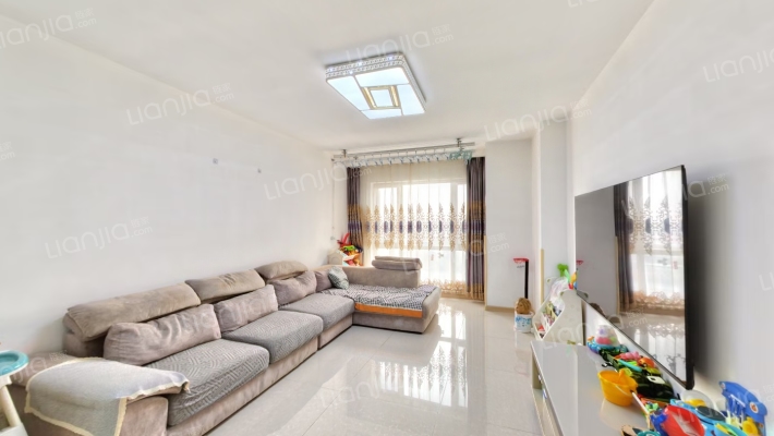 东方银座莱茵城二手房实景图