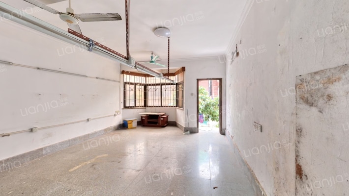 桥虹花园二手房实景图