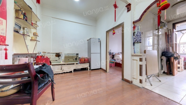 华天新居二手房实景图