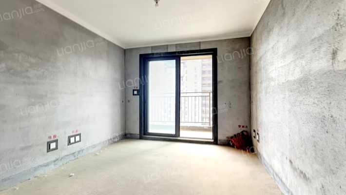 建业公园里二手房实景图