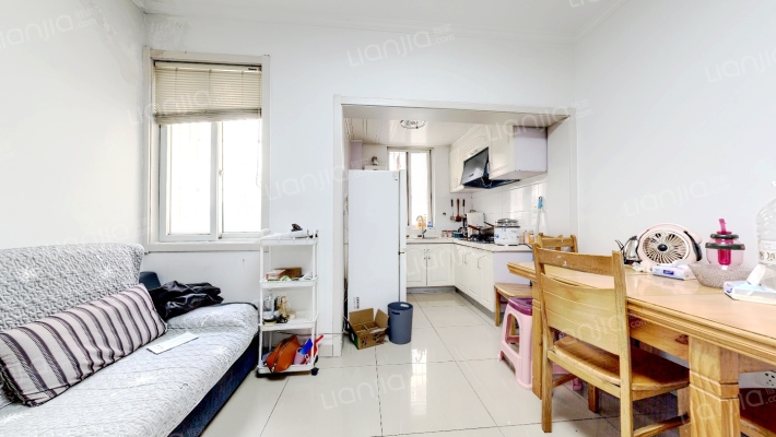 文卫新村二手房实景图