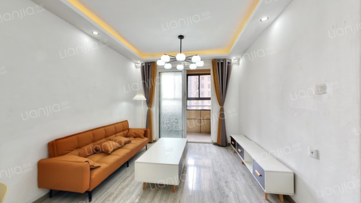 蓝海雅苑B区二手房实景图