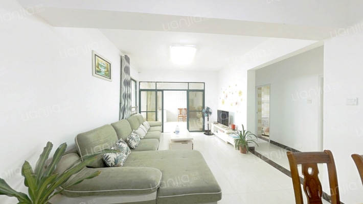 蓝色之都二手房实景图