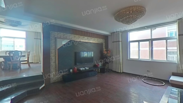 嘉年华花园二手房实景图