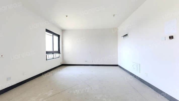 廊桥嘉苑二手房实景图