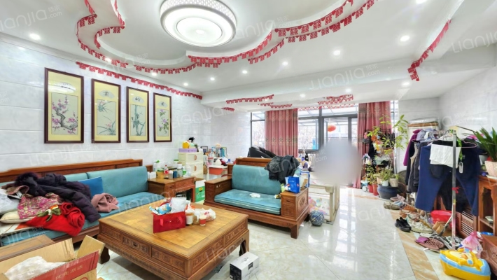 山河佳苑二手房实景图