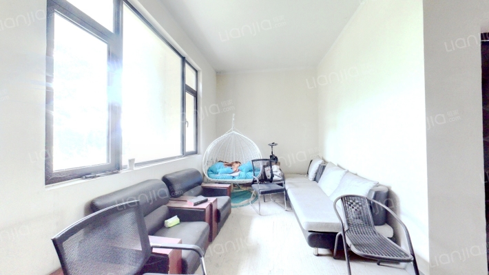 中海世家二手房实景图