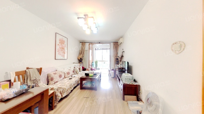 水木天成依湖园二手房实景图