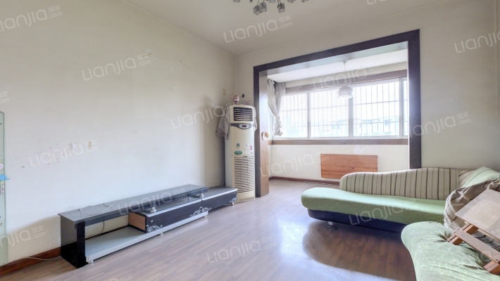 嘉福公寓二手房实景图