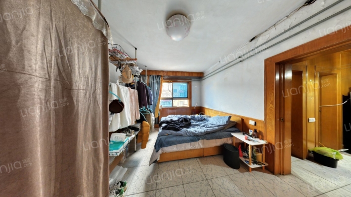 土产公司宿舍二手房实景图