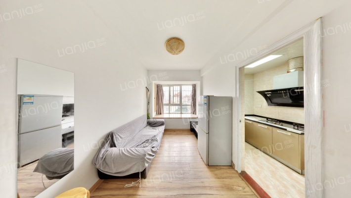 联建新苑三区二手房实景图