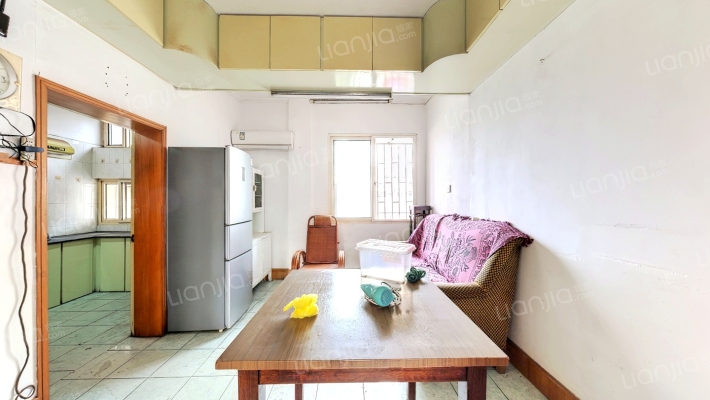 斜西街医药宿舍二手房实景图