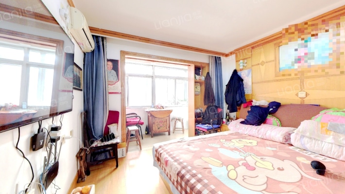 海滨花园小区彩辉街二手房实景图