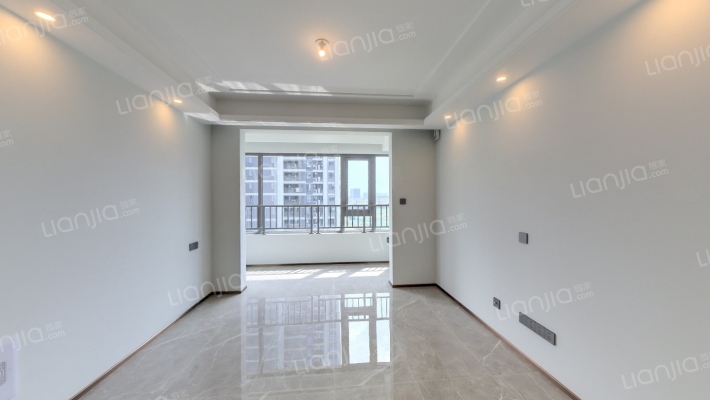 保利·都会云上府二手房实景图