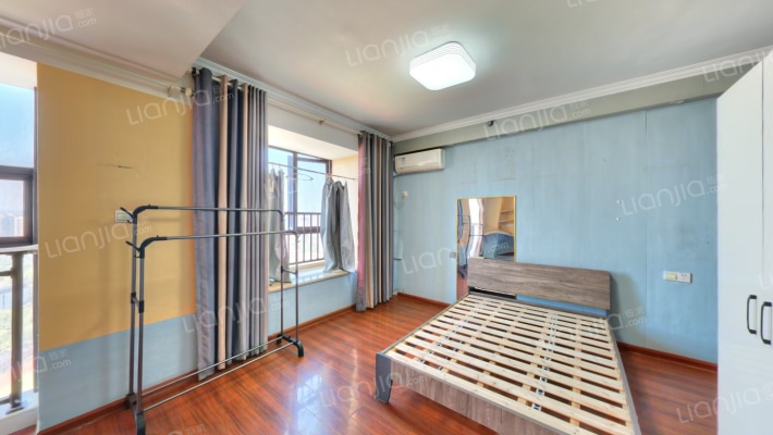 星宇V立方二手房实景图