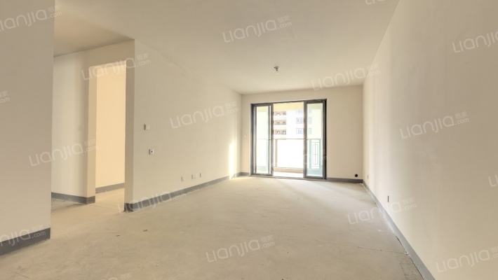 澜悦华庭二手房实景图