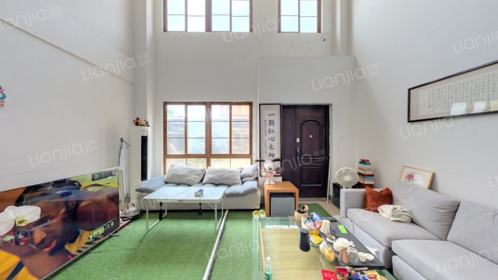 禹洲卢卡小镇二手房实景图