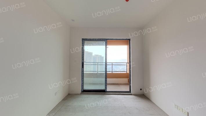 龙桥花苑2组团二手房实景图