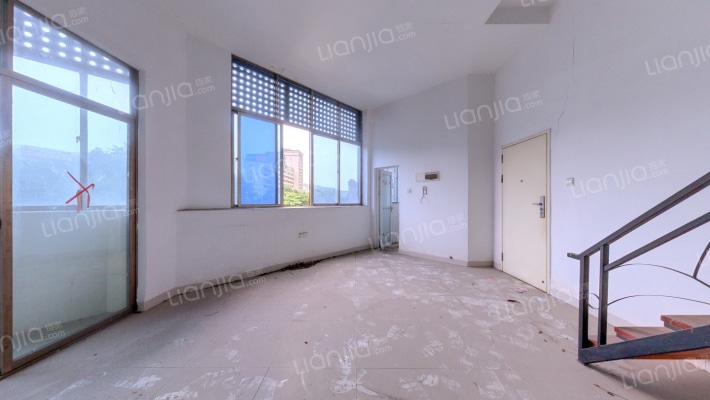 香槟时间二手房实景图