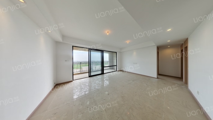 绿地国宝21城三期二手房实景图