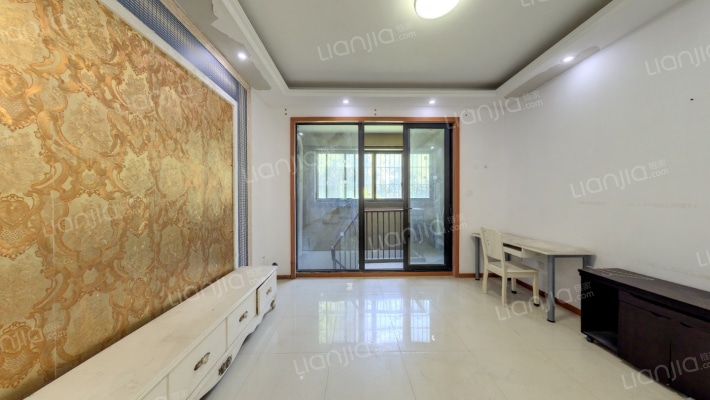 铭邦华府二手房实景图