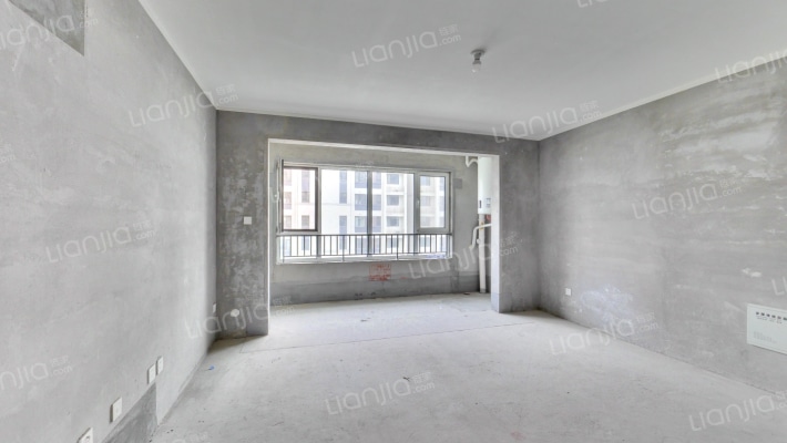 四建空港花园二手房实景图