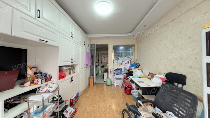 新安花园二手房实景图