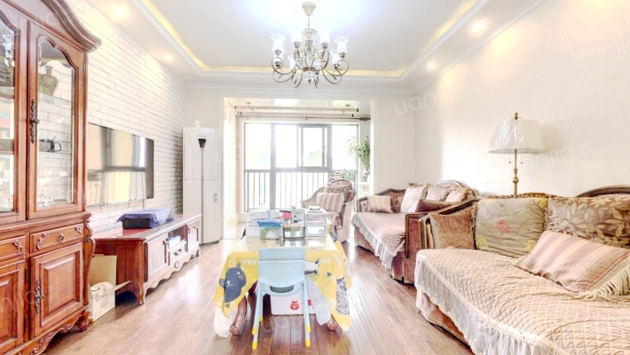 龙记观澜国际二手房实景图