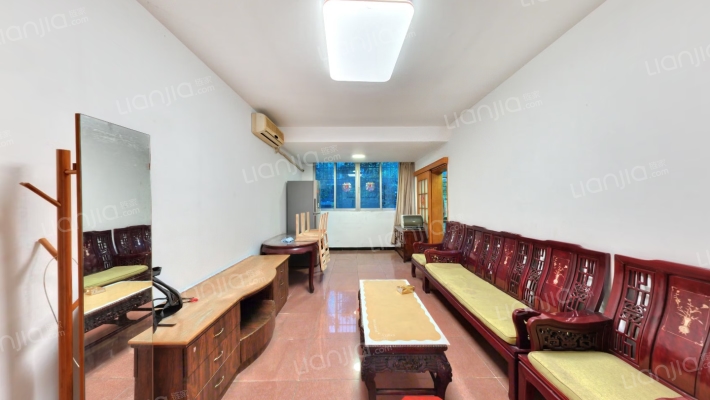 白云一街8号大院二手房实景图