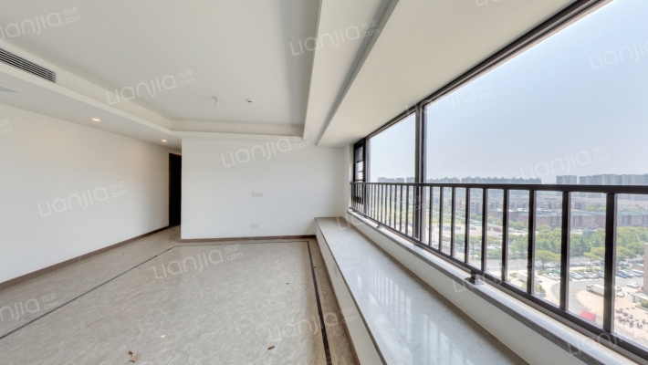 翡玥府二手房实景图