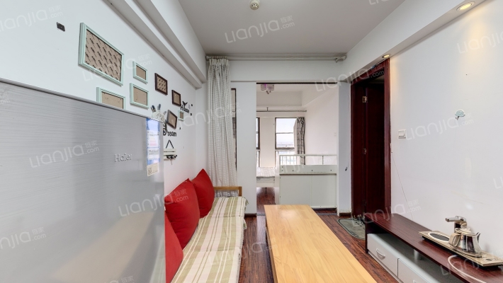 中央金座二手房实景图