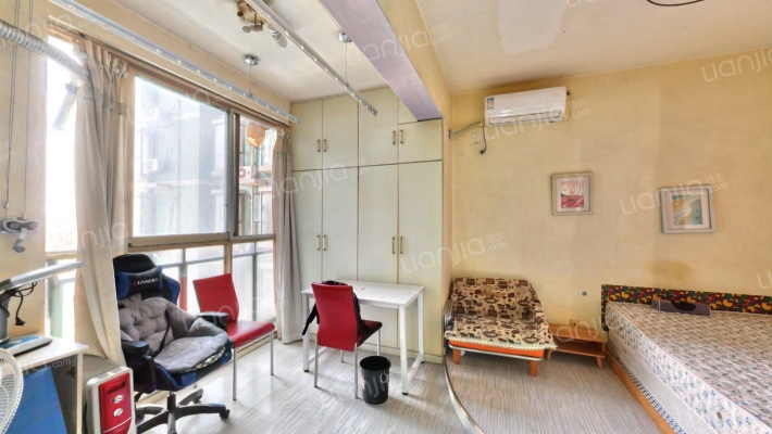 现代城人民公园二手房实景图