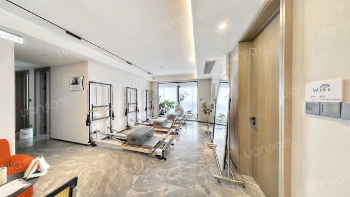 鳳起蘭庭二手房实景图