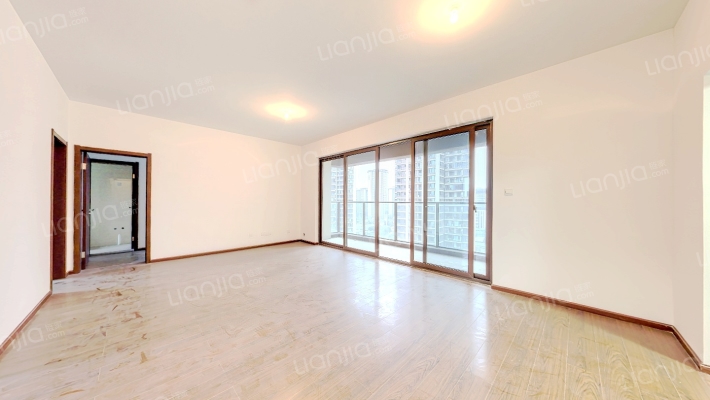 领地天御二手房实景图