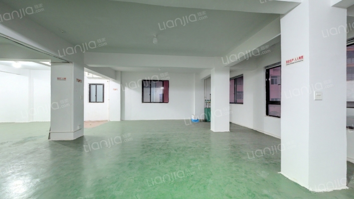 高四村二手房实景图