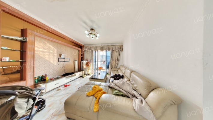 秋谷南迪苑二手房实景图