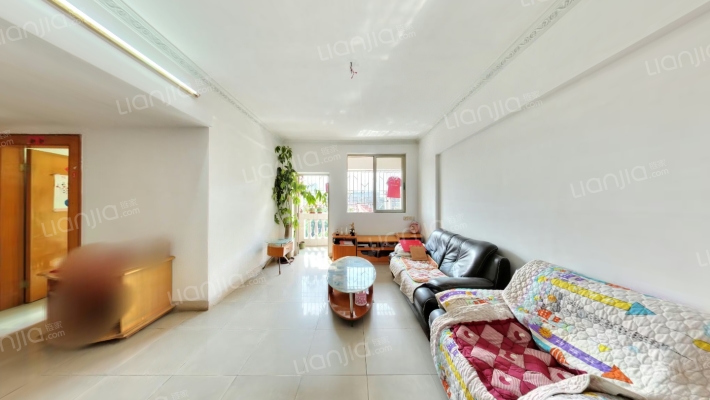 海名居二手房实景图