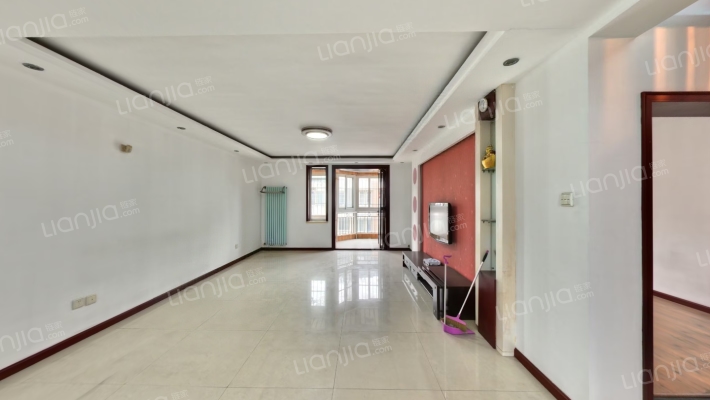 第六大道道俊华园二手房实景图