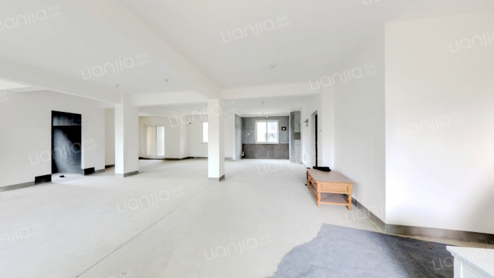 格兰上郡二手房实景图