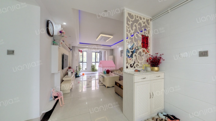 叶与城二手房实景图