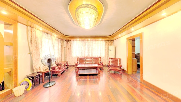 长福花园二手房实景图