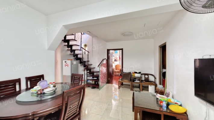 东南花园二手房实景图