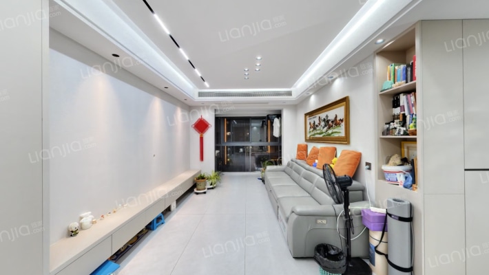 萃语华庭二手房实景图