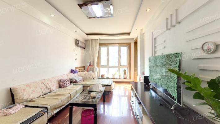 新港家园二手房实景图