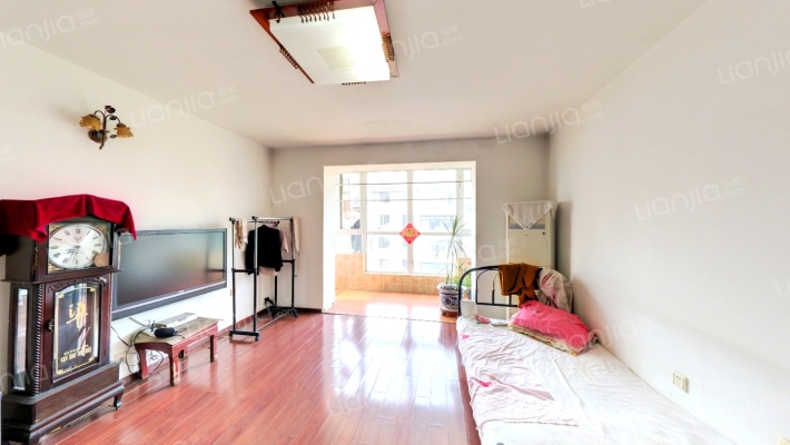 富禹龙欣园二手房实景图