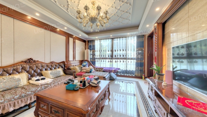 交大庭院二手房实景图