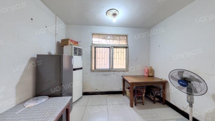 建筑一公司家属院二手房实景图