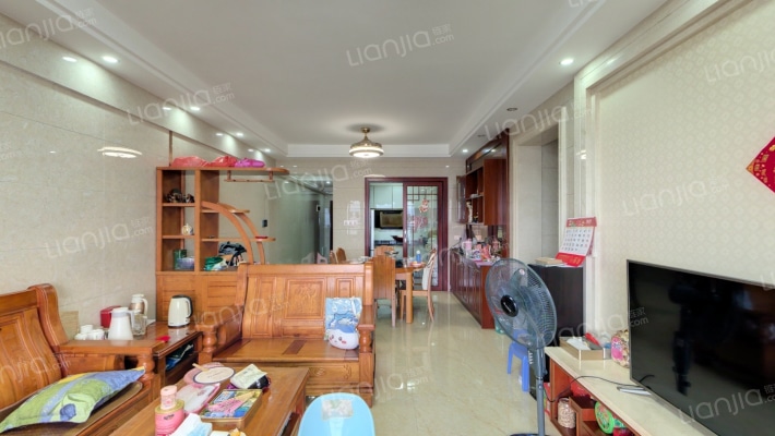 香槟公馆二手房实景图