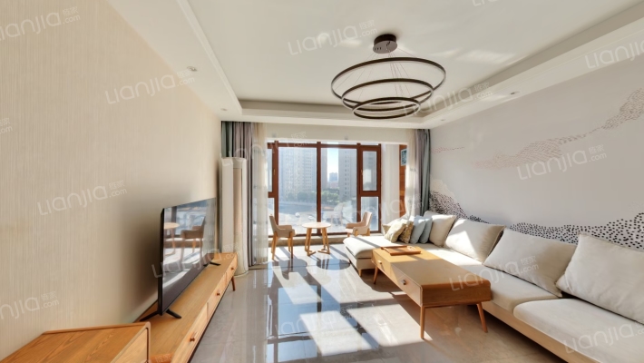 万科明日之光A区二手房实景图