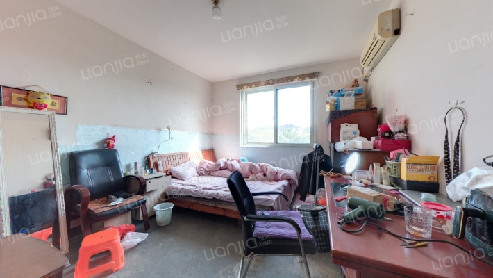 中凌东港苑二手房实景图